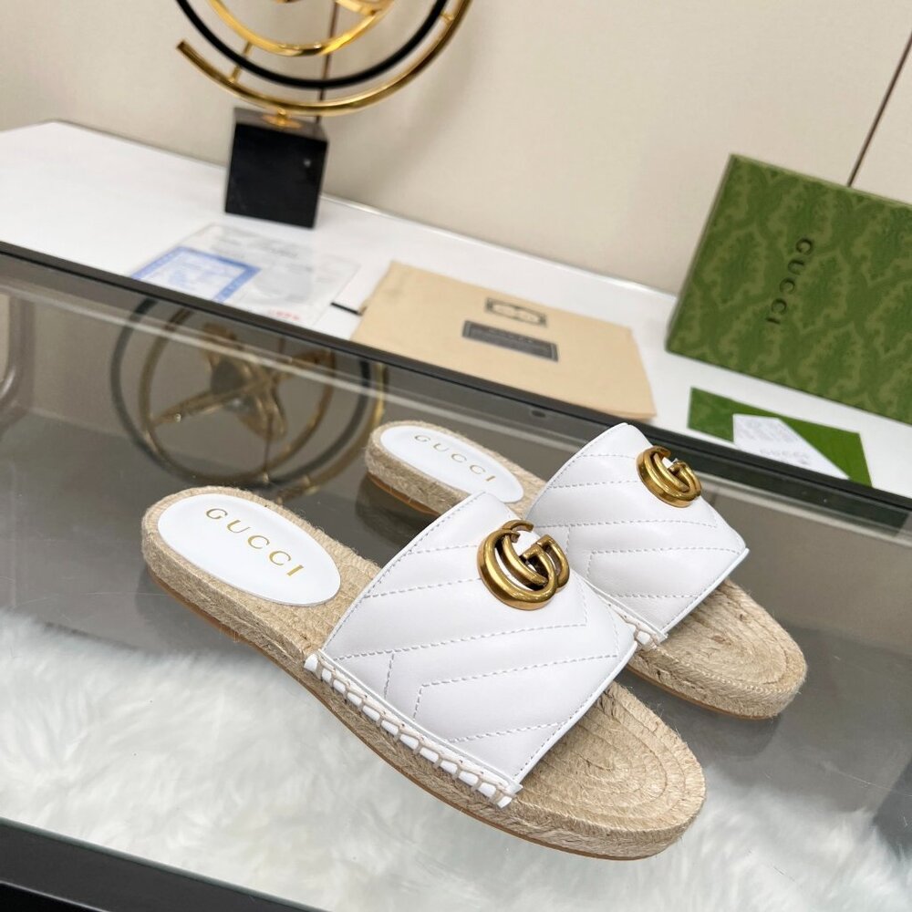 GUCCI GG MARMONT GREAT WHITE ESPADRILLE SANDAL WOMEN 38 (8 US) – RETAIL $590.00+